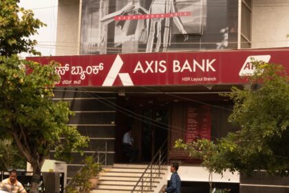 Axis Bank reports 3.7% rise in Q3 profit - ET BFSI