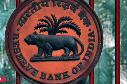 Banks may alert RBI as rising funding costs sting amid sustained liquidity drainage - ET BFSI