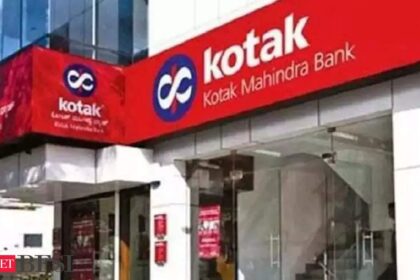 Kotak Mahindra Bank reports 8% increase in net profit in Q3 - ET BFSI