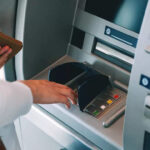 Private banks expand ATM network, PSBs reduce - ET BFSI