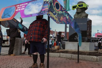 Americans converge on the path of totality to experience the solar eclipse