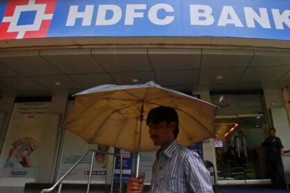 HDFC Bank Q4 profit jumps 37% on stable margins, one-time gains from Credila stake sale