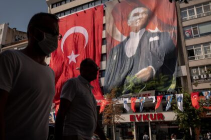 Turkey's inflation accelerates to nearly 70% in April