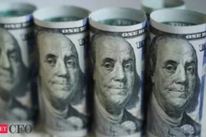 India’s forex reserves hit a fresh high of $689.46 billion - ETCFO