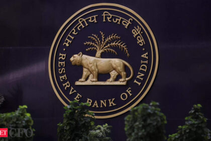 Festive demand will help shrug off temporary slowdown, says RBI report - ETCFO