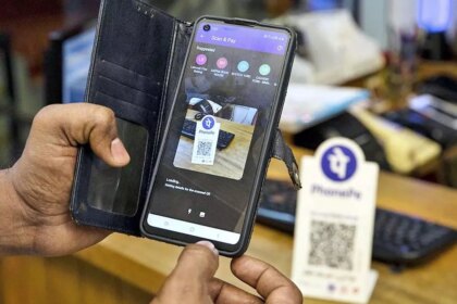 PhonePe trims losses, revenue up by 74%