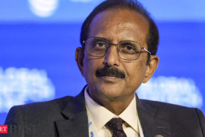 SBI to add 600 branches in its network during FY25: Chairman Setty - ET BFSI