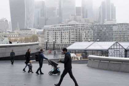 UK economy ekes out 0.1% growth in the third quarter, below expectations